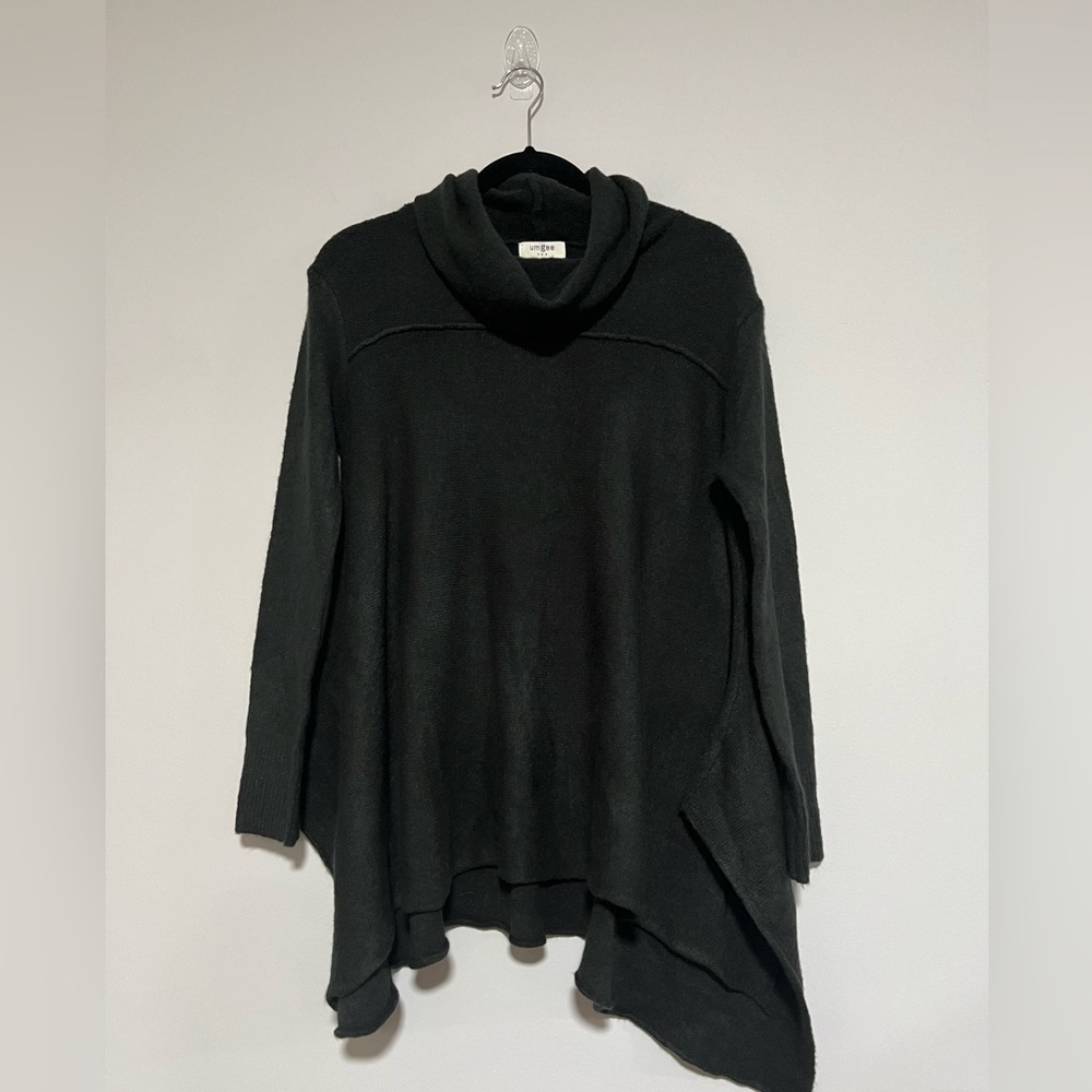 Umgee Gray Oversized Cowl Neck Sweater Handkerchief Hem Asymmetrical Size Small